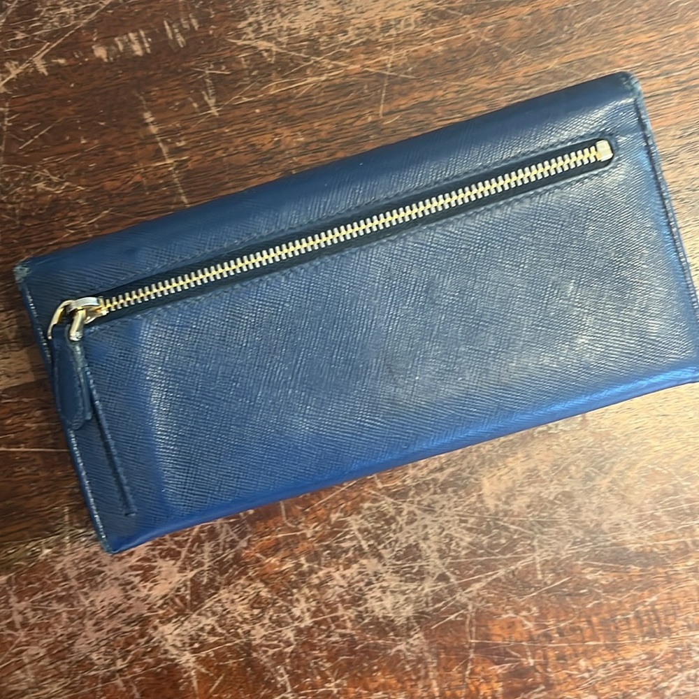 BAG BATTLE Prada Wallet - Picture 9 of 11